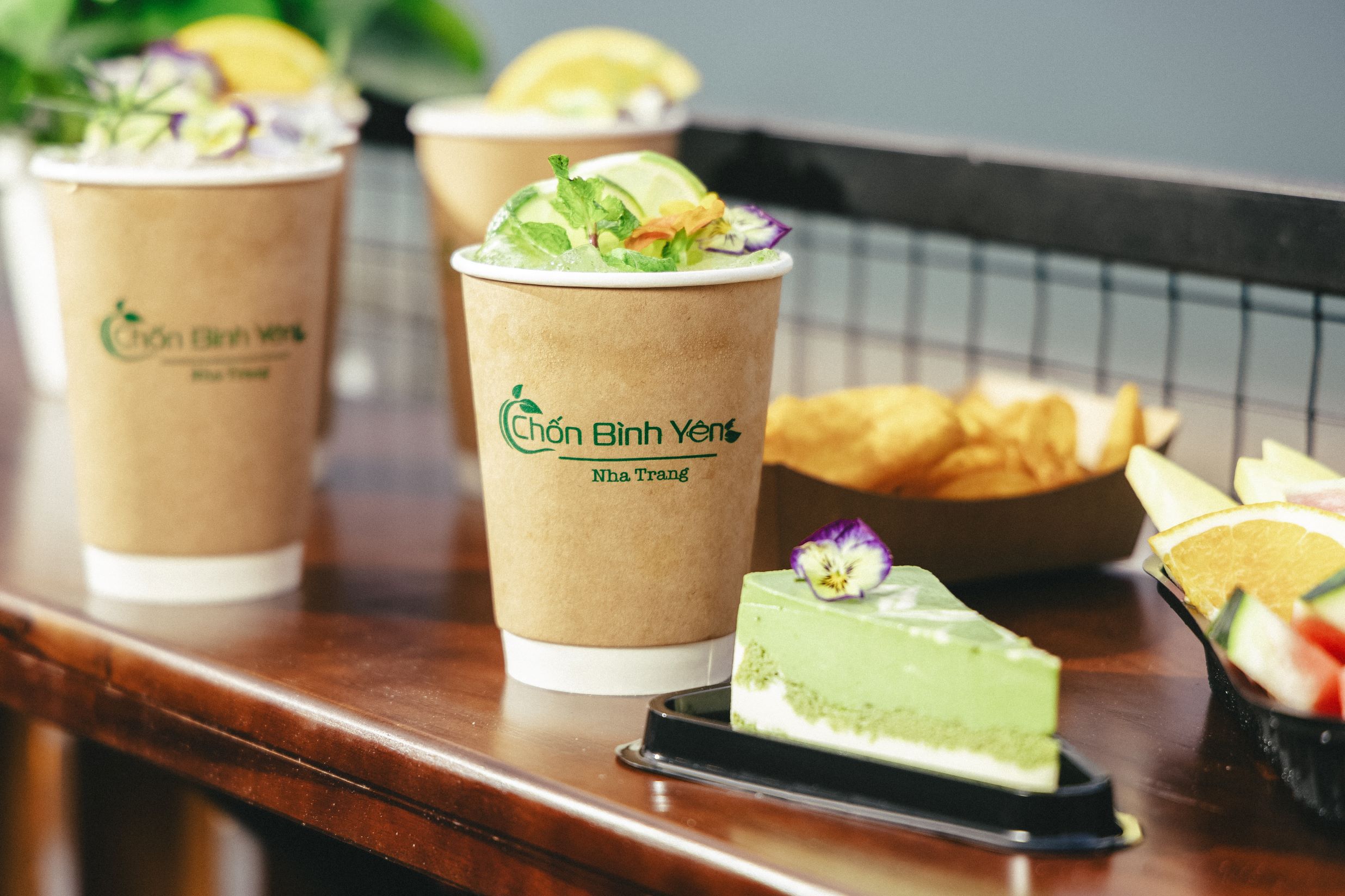 Menu đồ uống đa dạng với hương vị tinh tế