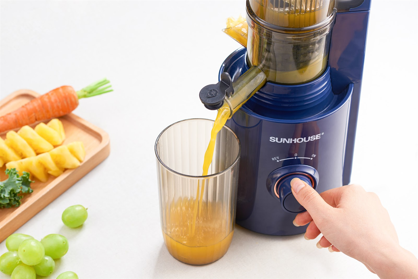 Nước ép trái cây là nguồn cung cấp vitamin, khoáng chất và chất xơ dồi dào cho cơ thể