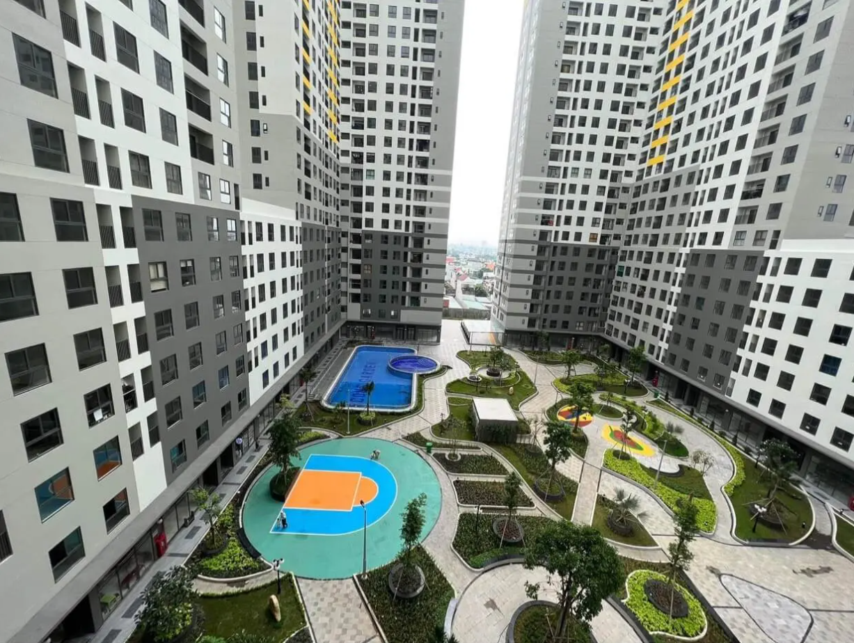 căn hộ đầu tiên