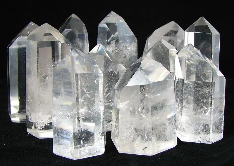 Có nên đeo đá phong thủy khi ngủ không?